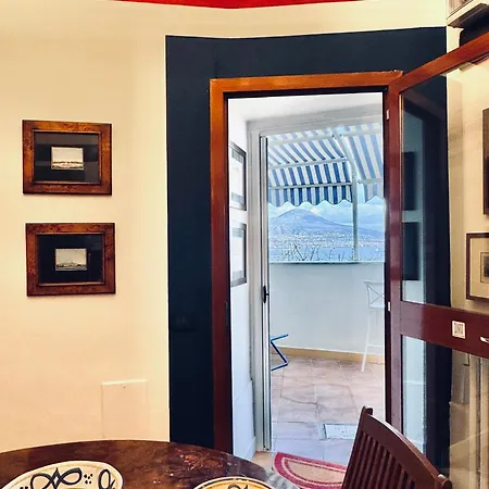 Alma De Templarsf - Stunning Design With Sea View And Terrace Naples